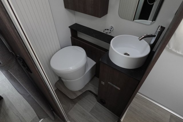 Benimar Tessoro 495 Up - Photo 17