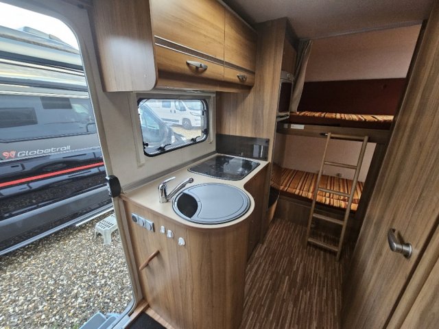 Burstner Nexxo Family A 570 - Photo 9