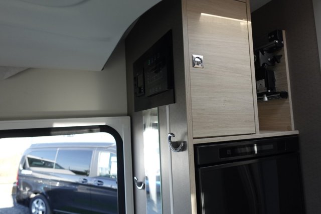 Challenger 328 Start Edition - Photo 27