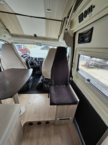 Dreamer Camper Five - Photo 10