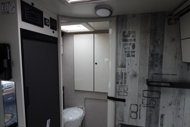 Mc Louis MC4 Slim 337 - Photo 17