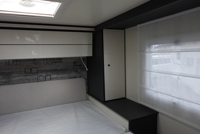 Mc Louis Yearling 81 - Photo 17