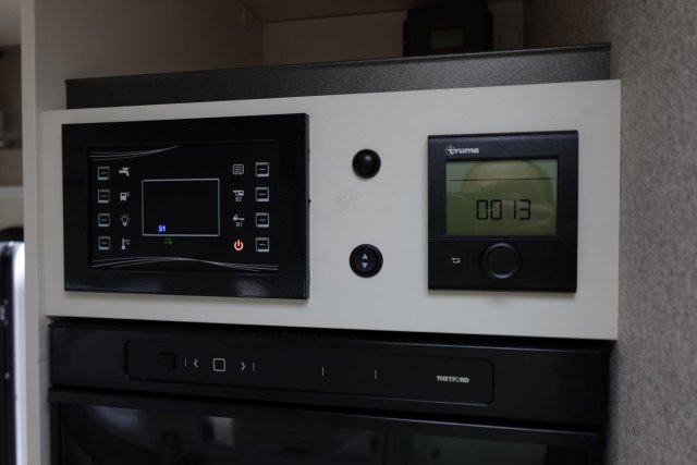 Mc Louis Yearling 81 - Photo 21