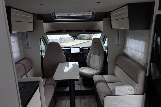 Mc Louis Yearling 81 - Photo 23