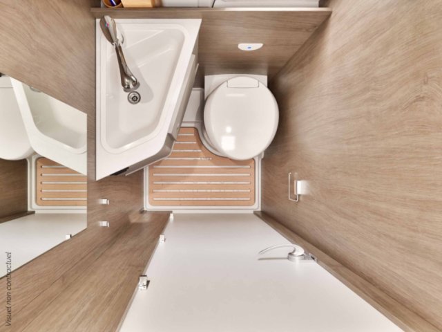 Carado CV 540 Pro FOURGON CV540 TOIT RELEVABLE - Photo 17