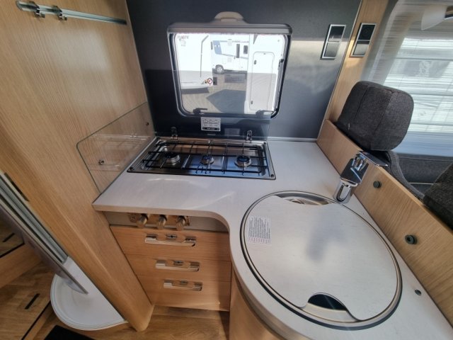 Hymer Classe-B ModernComfort I 690 INTEGRAL BM C - Photo 6