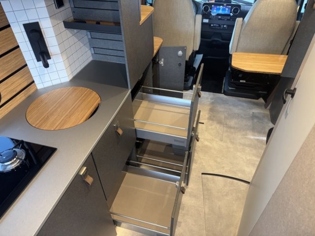 Hymer Venture S PROFILE - Photo 25