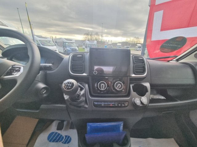 LMC Breezer V 646 G PROFILE V646G LAST EDITION - Photo 8