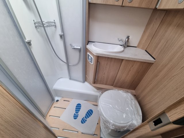 LMC Breezer V 646 G PROFILE V646G LAST EDITION - Photo 10