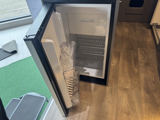 LMC Innovan 600 70 ANS - Photo 11