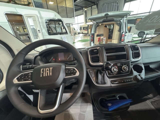 LMC Innovan 600 70 ANS - Photo 17