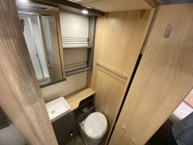 LMC Tourer Lift H 720 PROFILE H720 - Photo 17