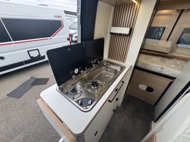 Pilote V 600 G Evidence FOURGON V600G - Photo 9