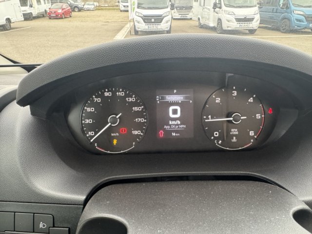 Pilote V 600 G Evidence FOURGON V600G - Photo 16