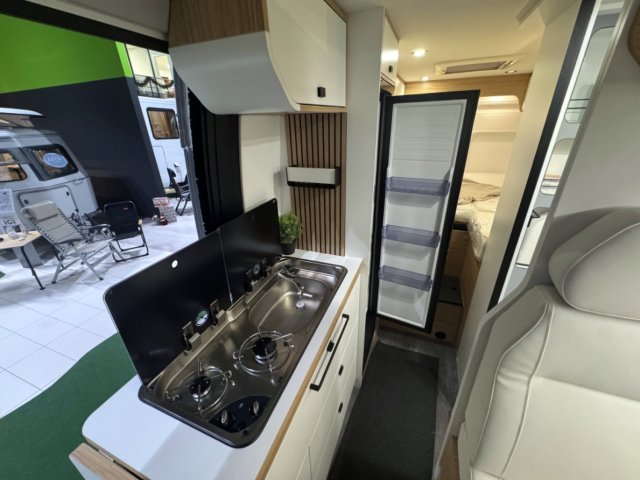 Pilote V 630 J Evidence FOURGON V630J - Photo 8