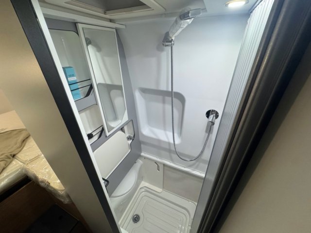 Pilote V 630 J Evidence FOURGON V630J - Photo 11