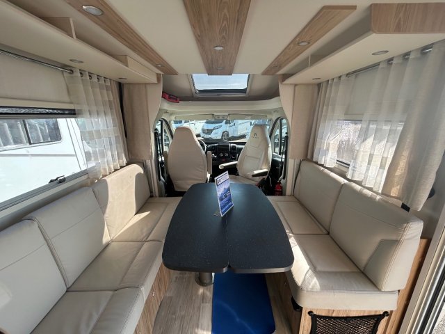 Bavaria T 696 D Style - Photo 6