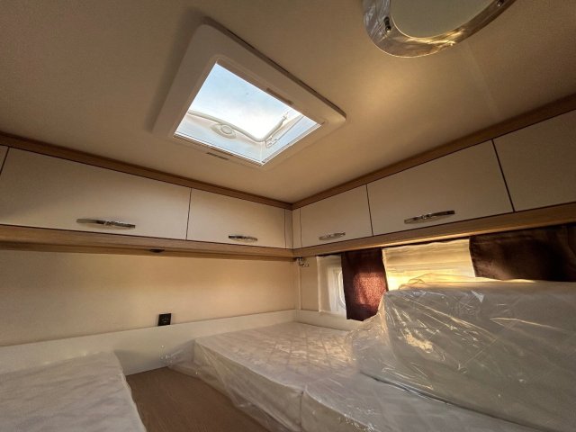 Hobby Optima Ontour Edition V 65 GE F - Photo 21
