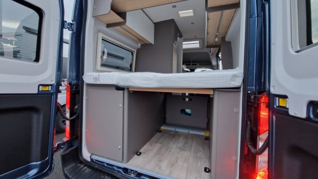 LMC Innovan 590 - Photo 11