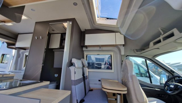 LMC Innovan 590 - Photo 8
