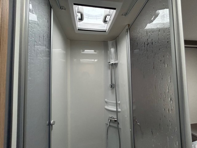 LMC Tourer Lift H 720 - Photo 22