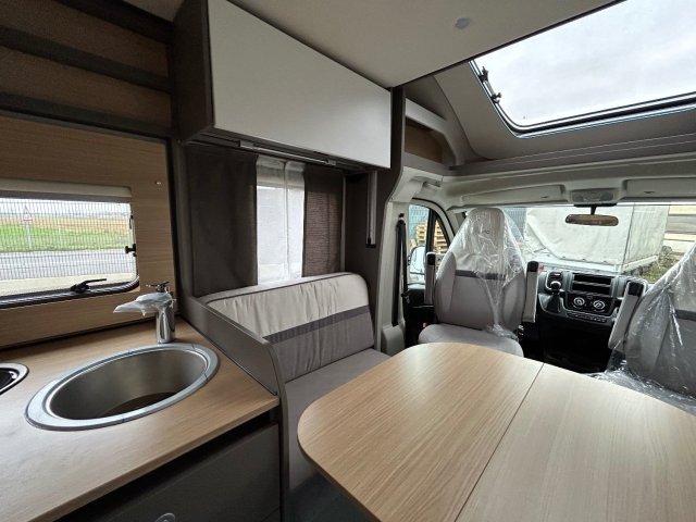LMC Tourer Lift H 720 - Photo 9