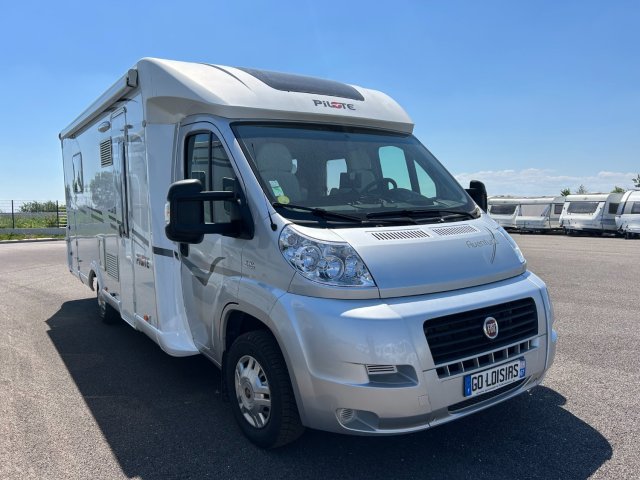 Pilote Aventura P 730 Occasion