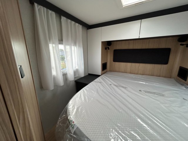 Pilote P 740 FC Evidence - Photo 16