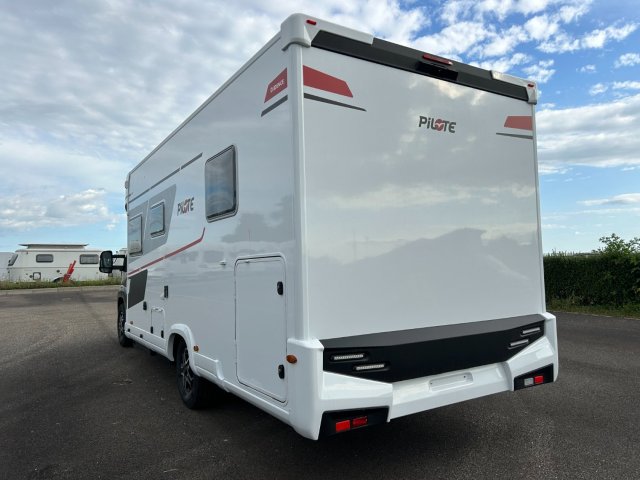 Pilote P 740 FC Evidence - Photo 20