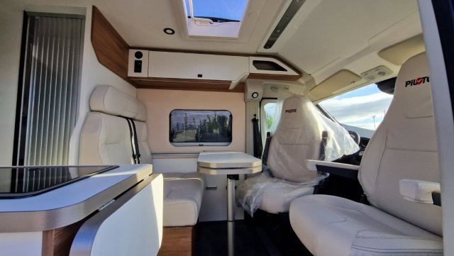 Pilote V 600 G X Edition - Photo 3