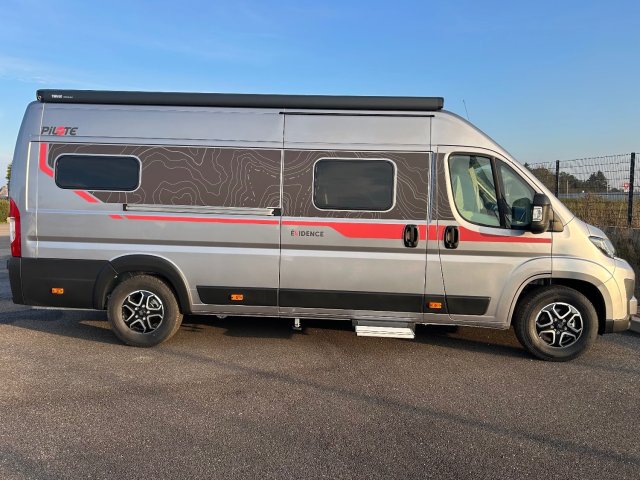 Pilote V 630 J Evidence - Photo 4