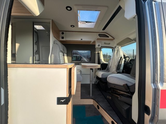 Pilote V 630 J Evidence - Photo 5