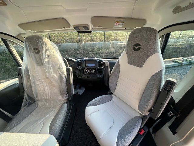 Pilote V 630 J Evidence - Photo 6