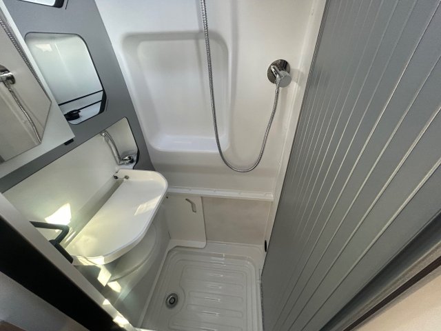 Pilote V 630 J Evidence - Photo 11