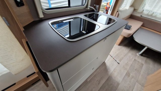 Burstner Premio 490 TS - Photo 7