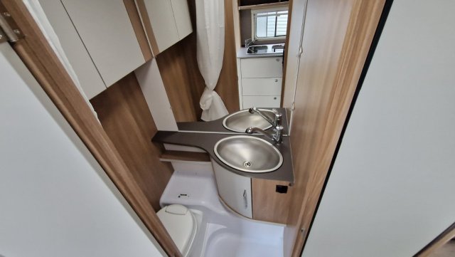 Burstner Premio 490 TS - Photo 21