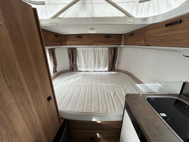 Eriba Touring 310 - Photo 8