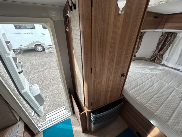 Eriba Touring 310 - Photo 9
