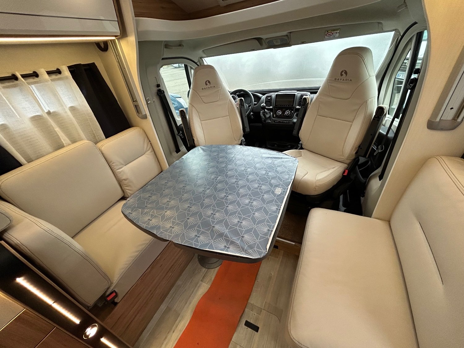 Bavaria Tren-D T726FC Nomade