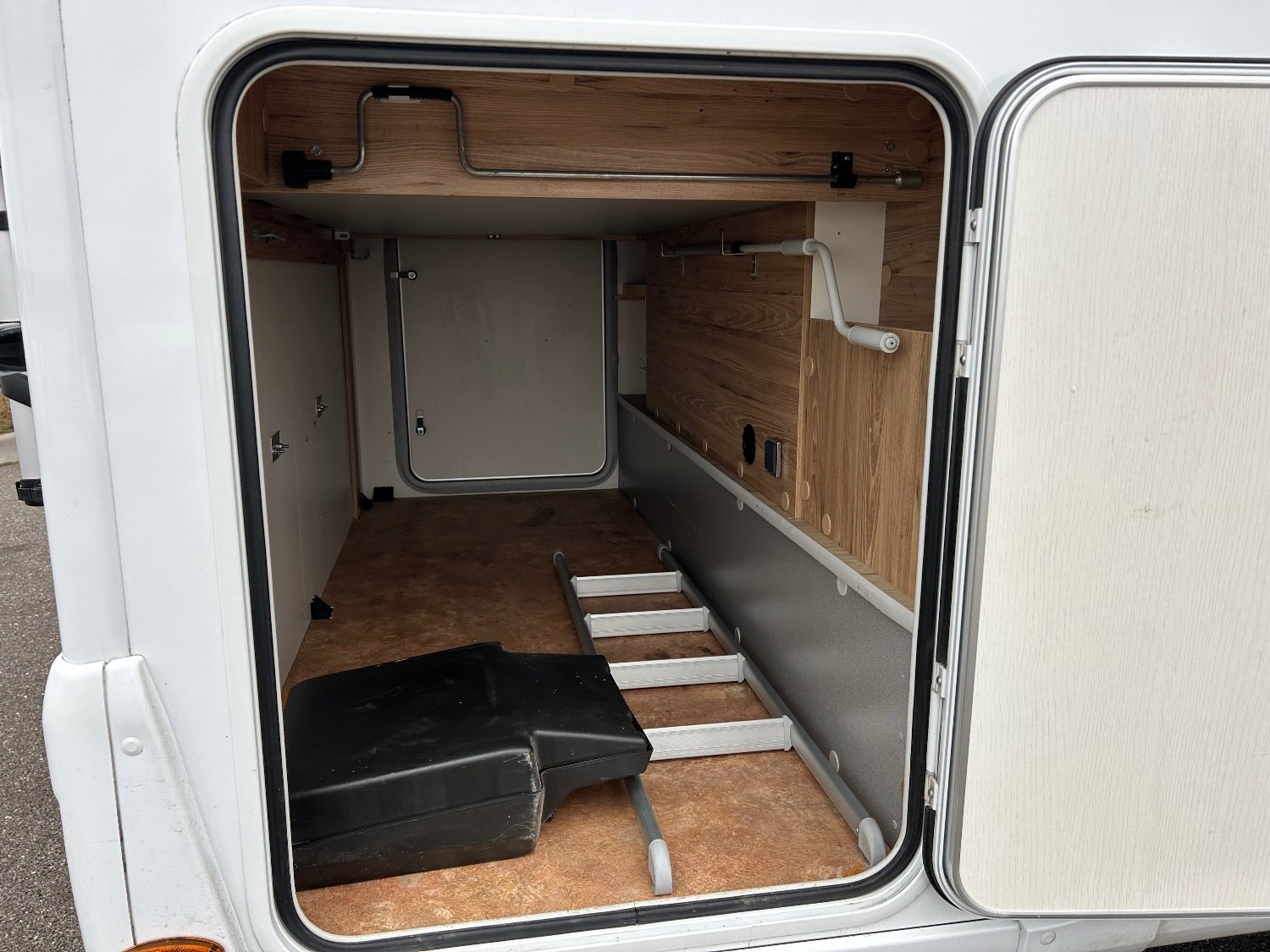 Bavaria Tren-D T726FC Nomade