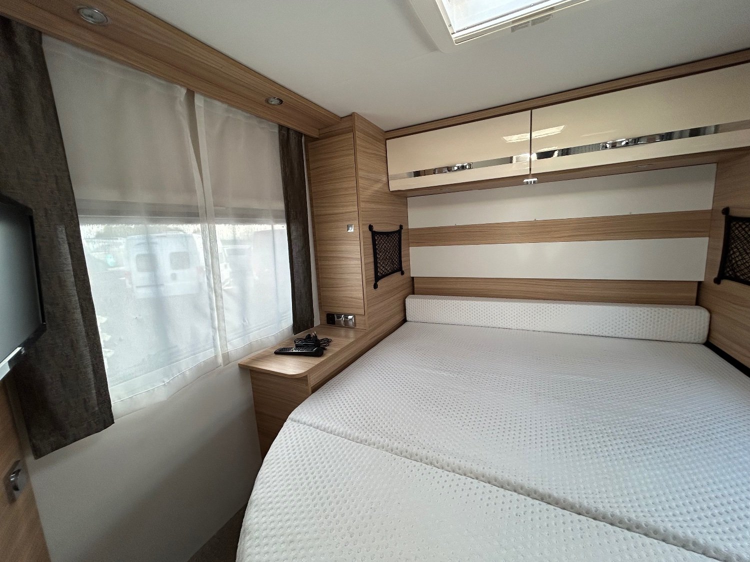 Dethleffs Globebus I 7 GT White 