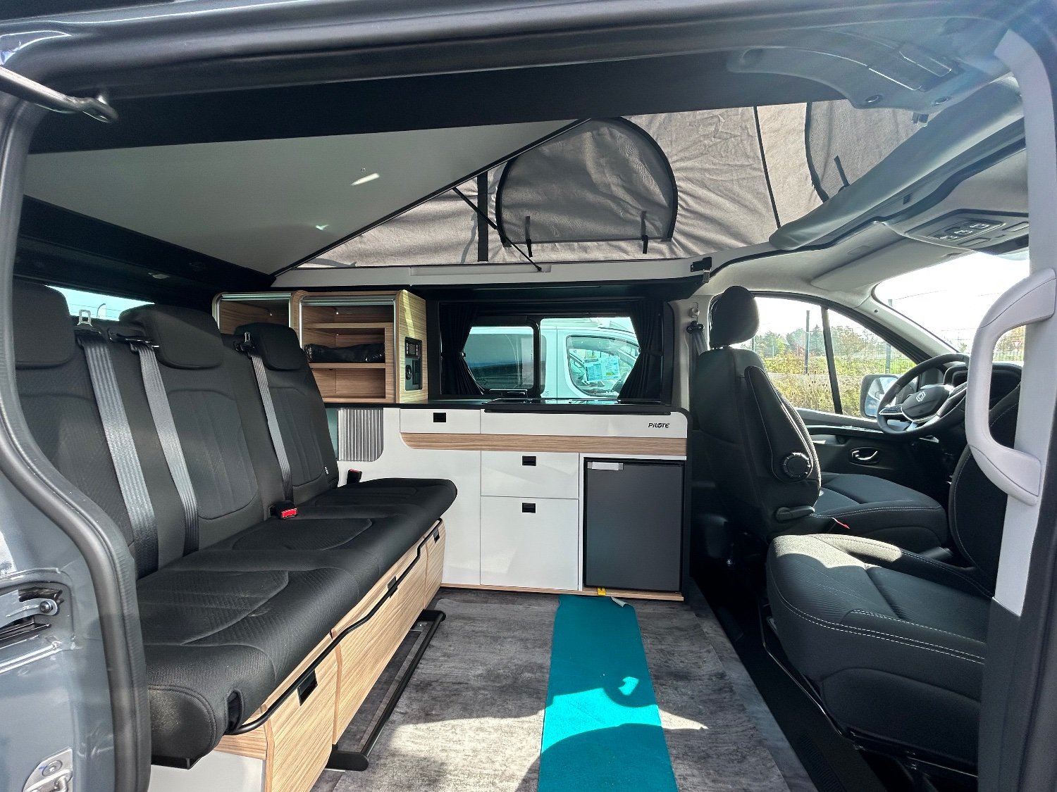 Pilote Campervan CV505BC Evidence 