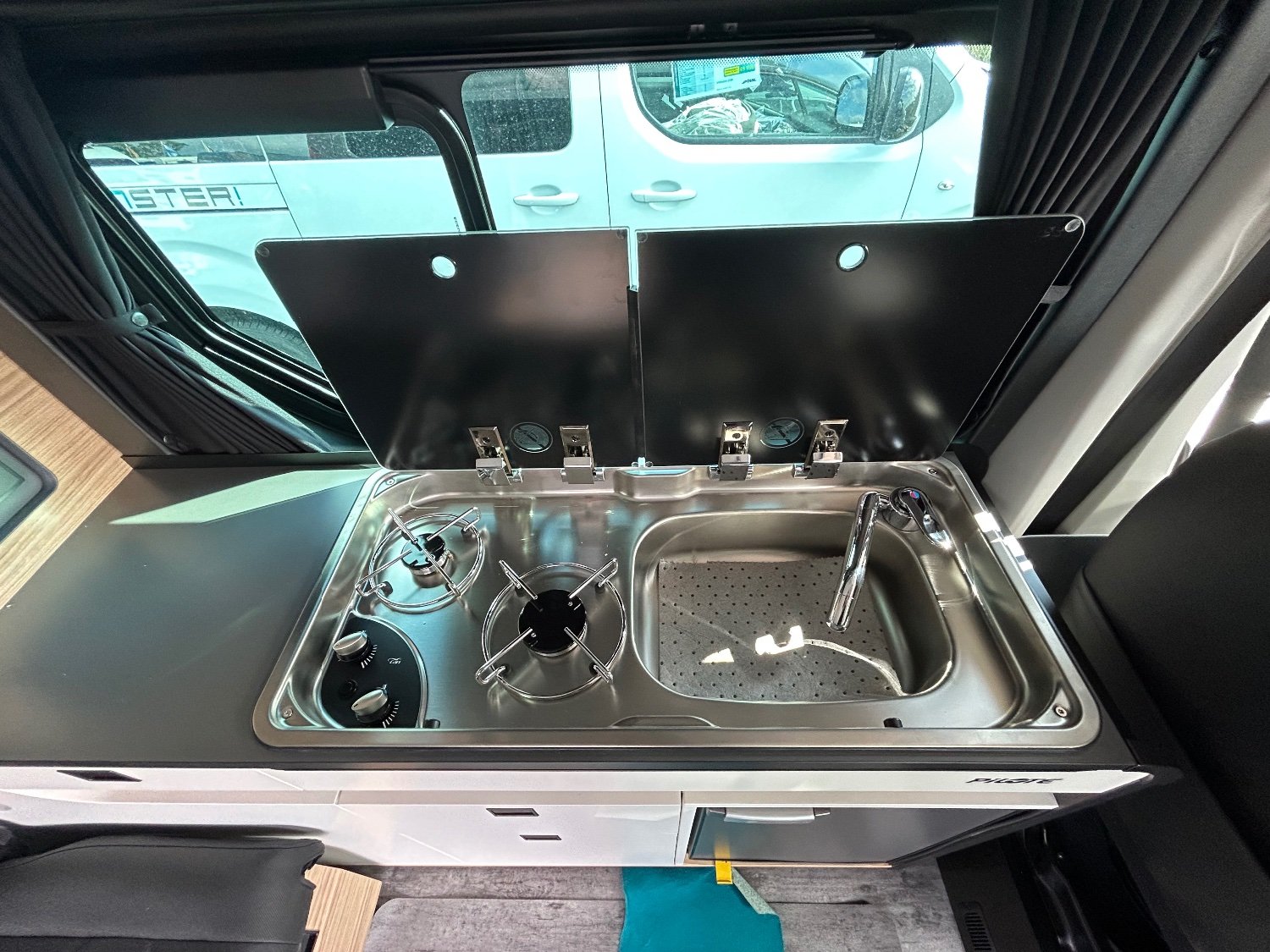 Pilote Campervan CV505BC Evidence 