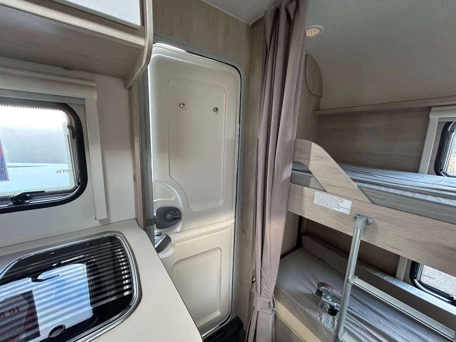 Caravelair Alba 426 Family 