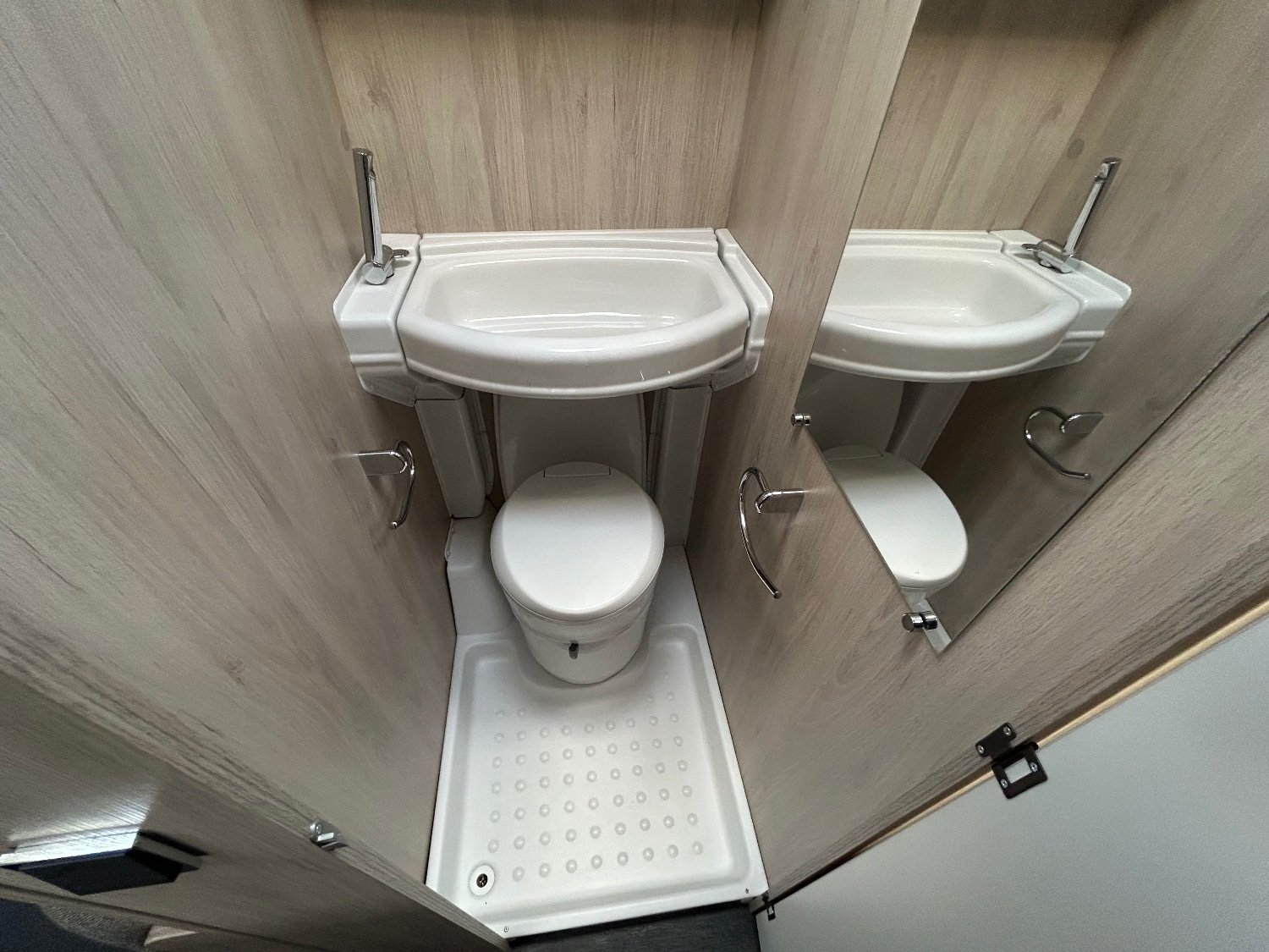 Caravelair Alba 426 Family 