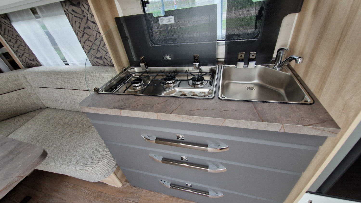 Hobby De Luxe 515 UHK 