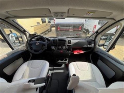Adria Camping-Car 670 SC - Photo 2
