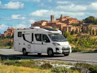 Adria Compact Select DC Neuf