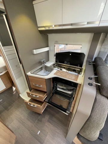 Adria Coral Supreme 670 SC - Photo 12