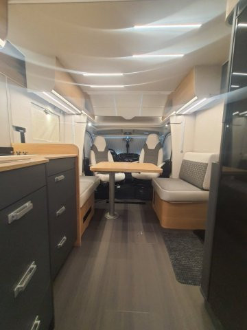 Adria Matrix 650 DC Limited Edition 60 Years - Photo 9